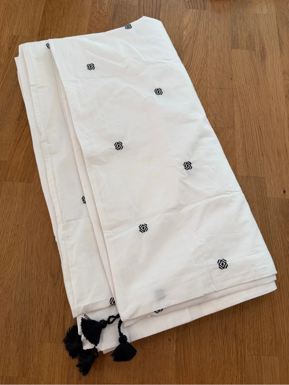 Ikea KING Ravtorel White Embroidered Boho Duvet Cover